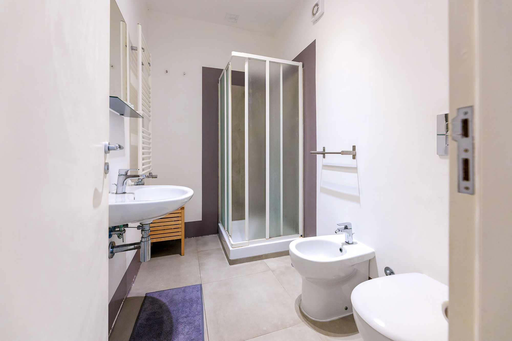 DECUMANO INFERIORE BAGNO 2